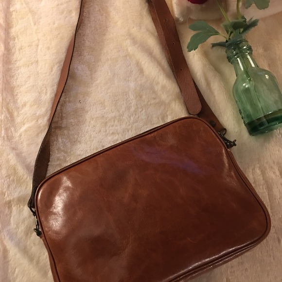 Patricia Nash-Camel/crossbody Genuine Leather. - Picture 3 of 12